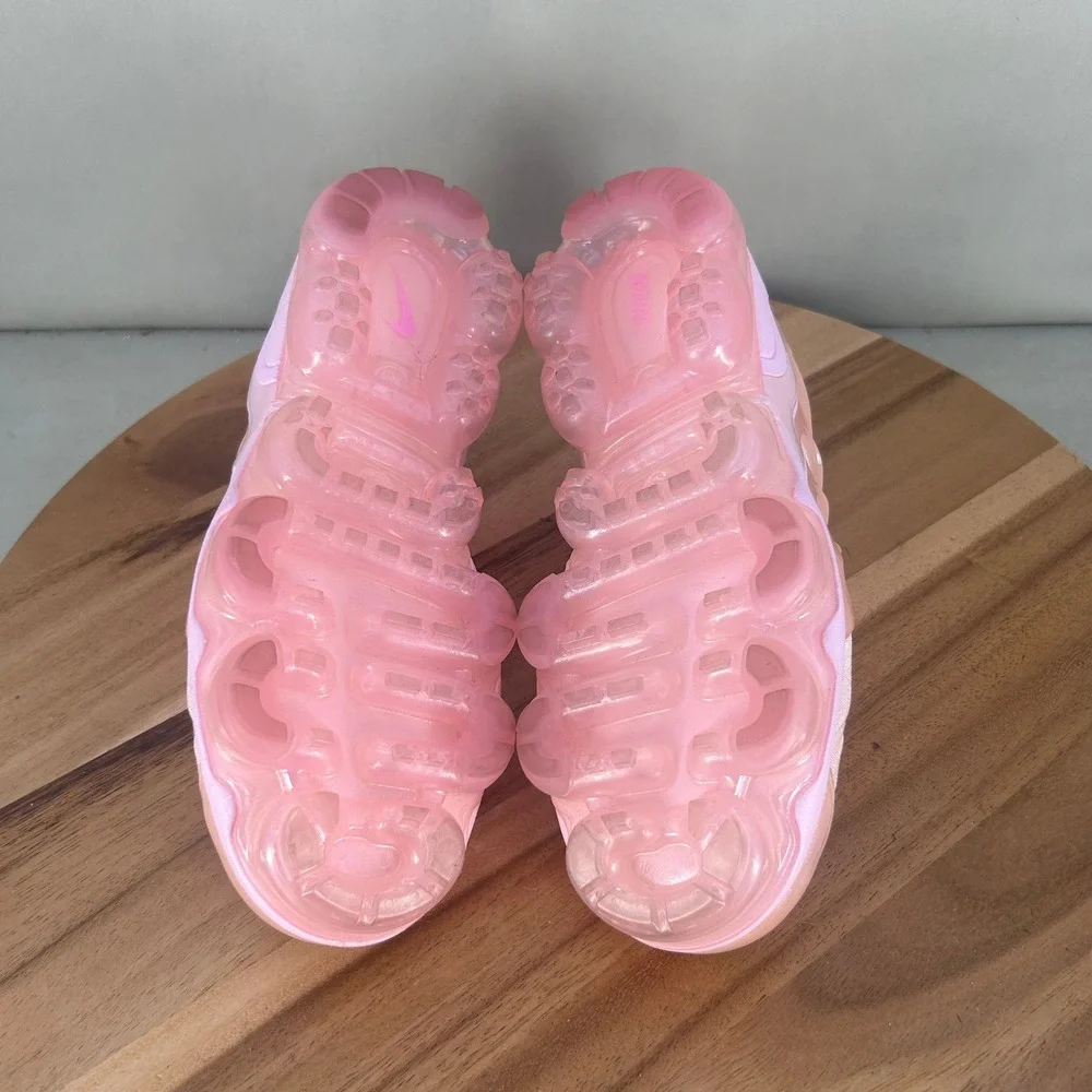 Nike Air Vapormax Plus Pink Foam Womens Running Shoes FZ3614-686 Size 7.5
